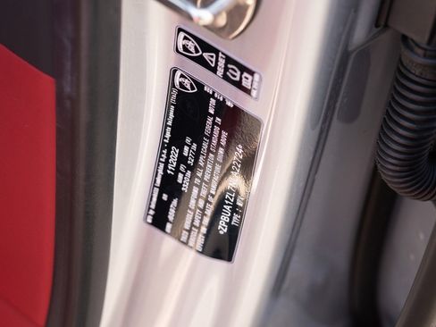 Used 2022 Lamborghini Urus image 90