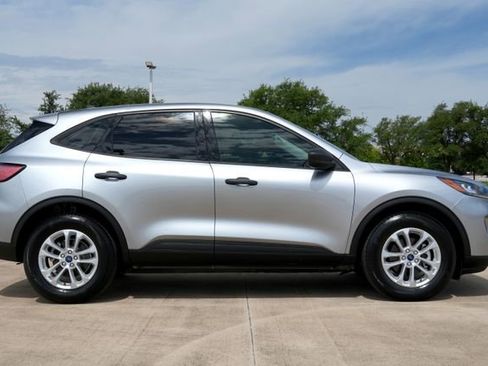 Used 2021 Ford Escape S AWD/4WD image 3