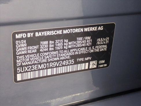 Certified 2024 BMW X7 xDrive40i w/ Parking Assistance Package image 28