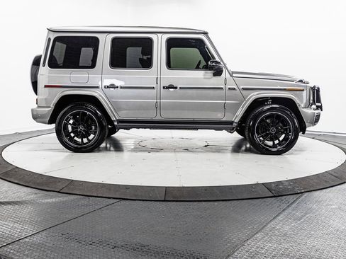 Used 2025 Mercedes-Benz G 550 image 36