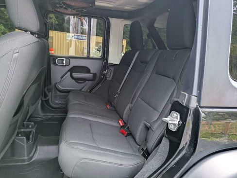 Used 2022 Jeep Wrangler Unlimited Sport AWD/4WD image 14