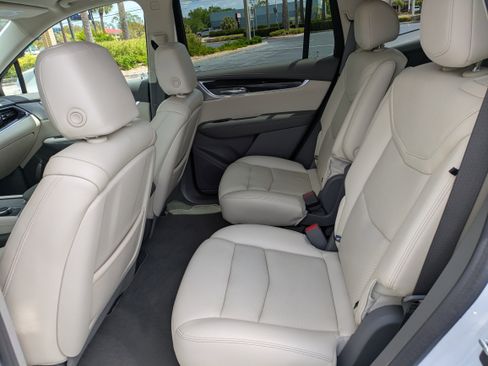 Certified 2023 Cadillac XT6 Premium Luxury w/ Technology Package image 13