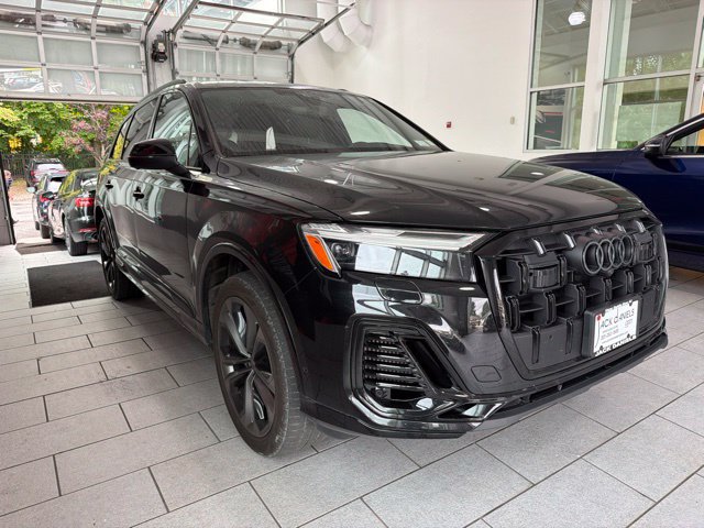 Used 2025 Audi Q7 3.0T Premium Plus AWD/4WD image 5