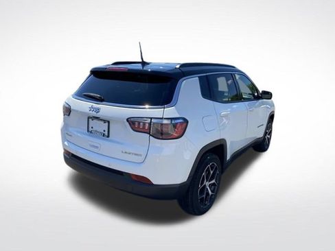 Used 2024 Jeep Compass Limited AWD/4WD image 8