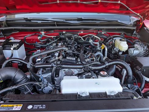 Used 2025 Toyota 4Runner SR5 image 34