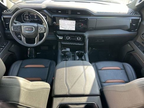 Used 2025 GMC Sierra 1500 AT4 image 19