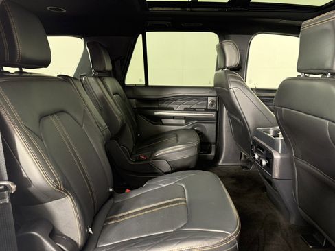 Used 2022 Ford Expedition Max Platinum AWD/4WD image 15