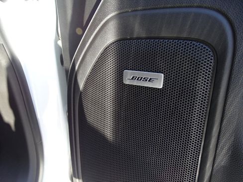 Used 2021 GMC Sierra 1500 SLT w/ SLT Convenience Package image 15