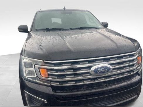 Used 2019 Ford Expedition Max Limited image 3