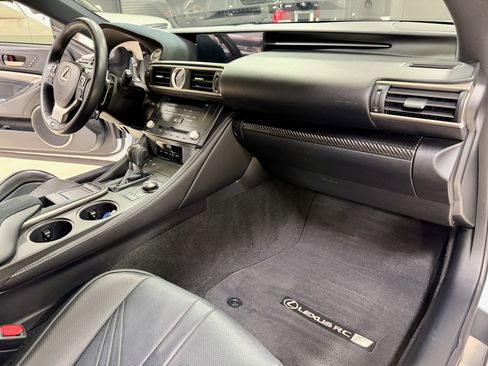 Used 2015 Lexus RC F image 18