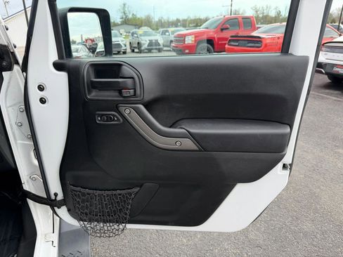 Used 2017 Jeep Wrangler Unlimited Sport w/ Quick Order Package 24S image 20