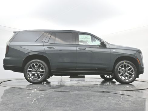 New 2026 Cadillac Escalade Sport w/ LPO, ONYX Package image 20