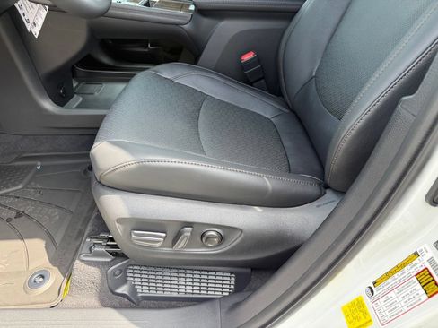 New 2026 Toyota Sienna Platinum AWD/4WD image 13