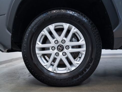 Used 2024 Toyota Tundra SR5 AWD/4WD image 8