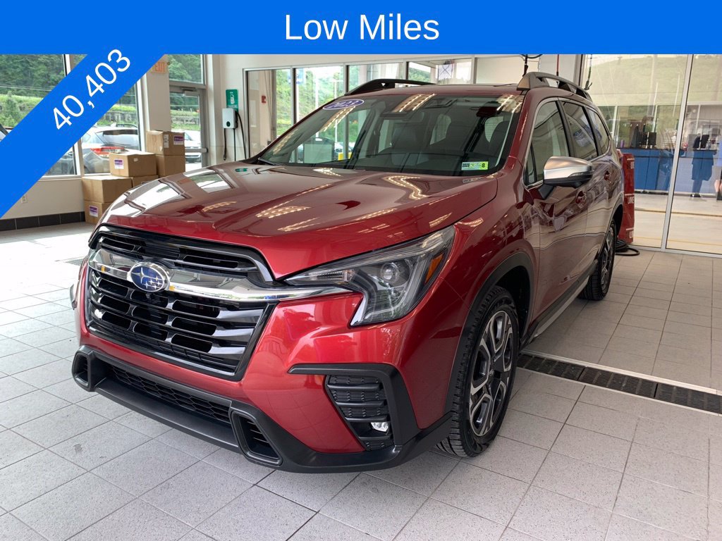 Used 2023 Subaru Ascent Limited w/ Technology Package AWD/4WD image 2