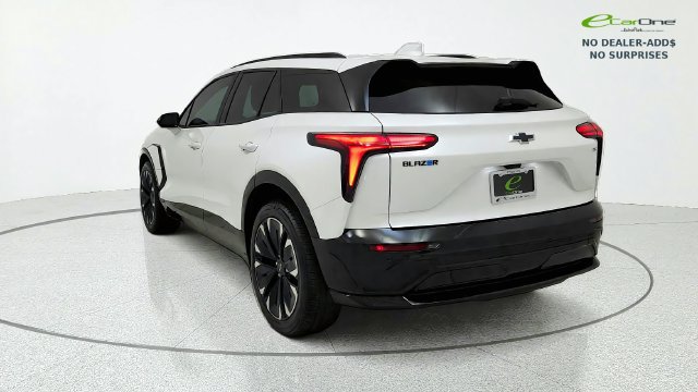 Used 2024 Chevrolet Blazer EV RS RWD image 6