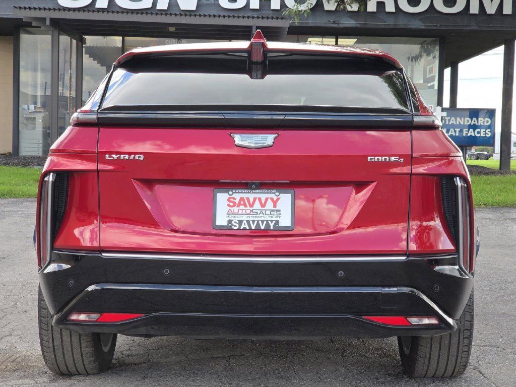 Used 2024 Cadillac Lyriq Tech w/ Driver Assist Package AWD/4WD image 16