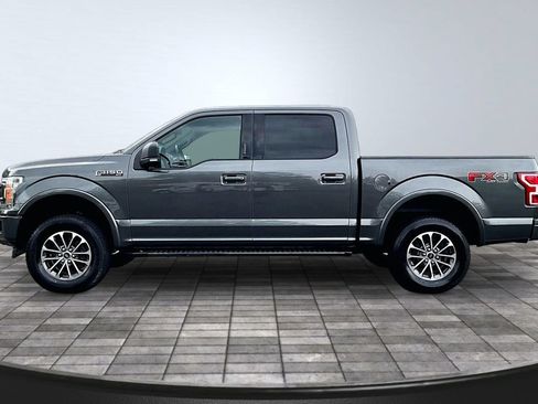 Used 2018 Ford F150 XLT w/ Equipment Group 302A Luxury AWD/4WD image 4