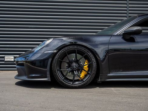 Used 2022 Porsche 911 GT3 image 11