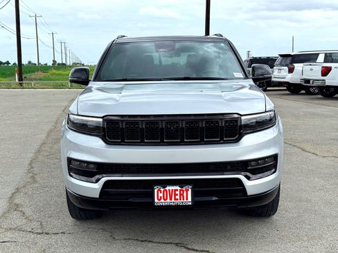 Used 2024 Jeep Grand Wagoneer L Series II w/ Quick Order Packagew 28T image 3