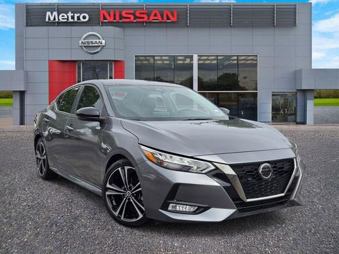 Certified 2021 Nissan Sentra SR FWD image 1