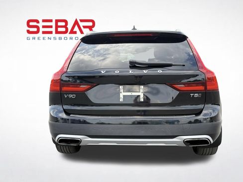 Used 2018 Volvo V90 T5 Cross Country w/ Convenience Package AWD/4WD image 13