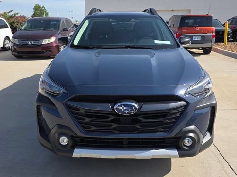 Used 2025 Subaru Outback Limited AWD/4WD image 8