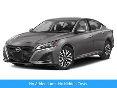 Used 2023 Nissan Altima 2.5 SV w/ SV Premium Package image 1