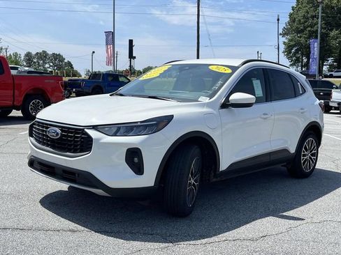 New 2025 Ford Escape SE FWD image 5