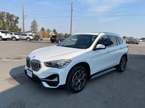 Used 2021 BMW X1 xDrive28i w/ Convenience Package AWD/4WD image 4