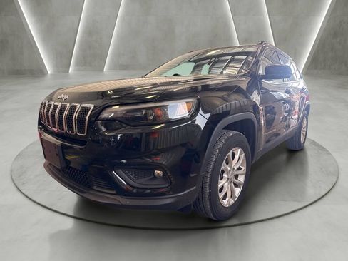 Used 2022 Jeep Cherokee Latitude Lux AWD/4WD image 3