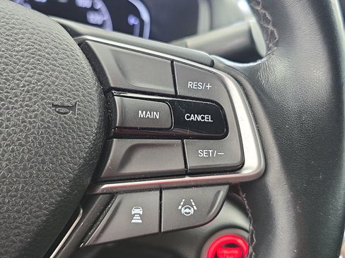 Used 2018 Honda Accord Sport image 17