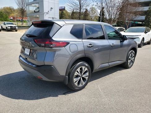 Certified 2023 Nissan Rogue SV FWD image 4