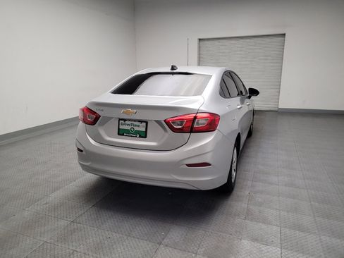 Used 2018 Chevrolet Cruze LS FWD image 7