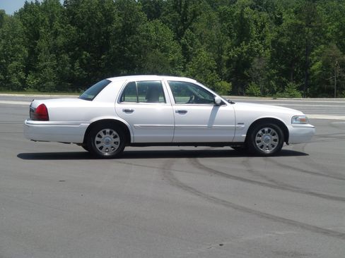 Used 2006 Mercury Grand Marquis LS image 5
