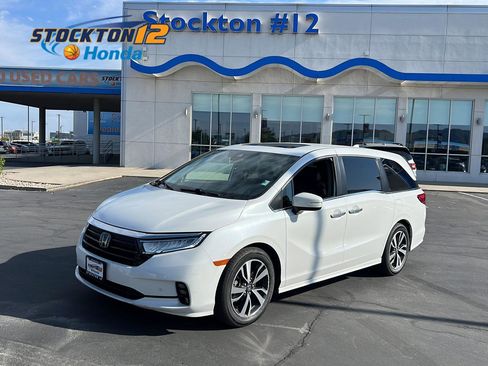 Used 2022 Honda Odyssey Touring image 1