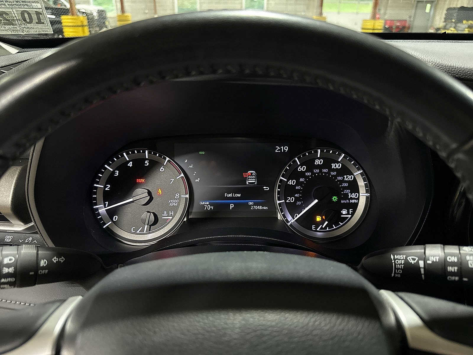 Used 2023 Toyota Highlander LE FWD image 33