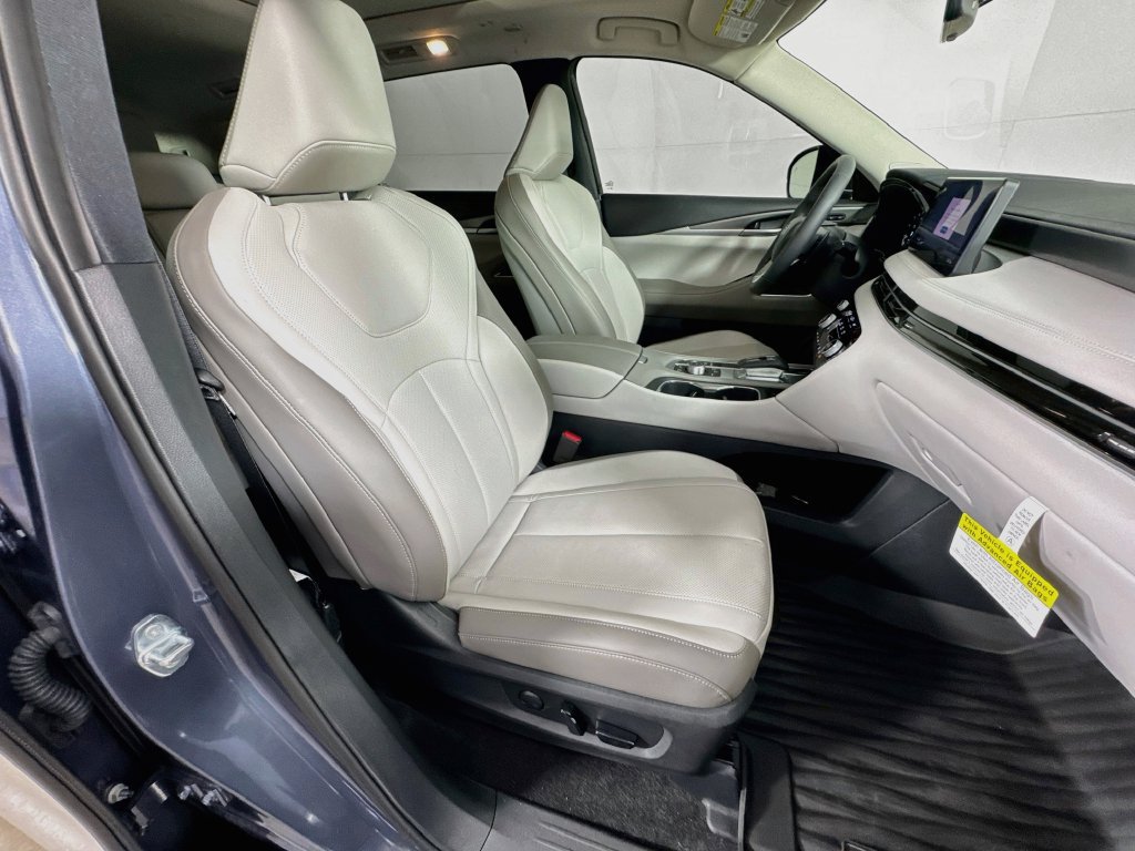Certified 2027 INFINITI QX60 Luxe w/ Cargo Package FWD image 40