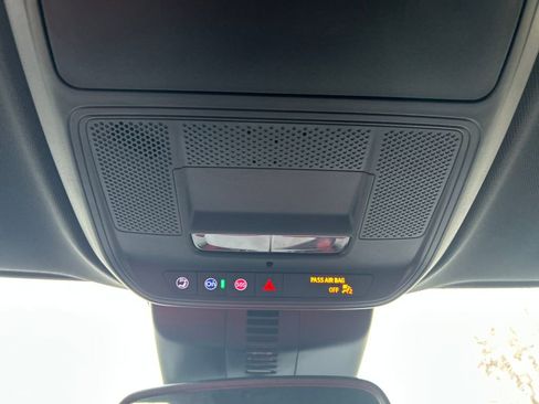 New 2026 Buick Enclave Sport Touring w/ LPO, Floor Liner Package image 32