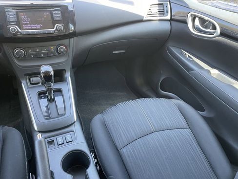 Used 2017 Nissan Sentra SV w/ Style Package image 14