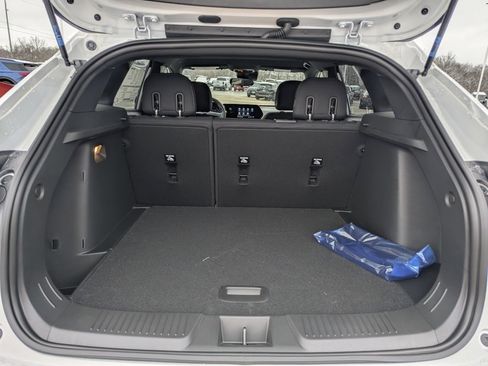 New 2026 Chevrolet Trax RS w/ Driver Confidence Package image 15