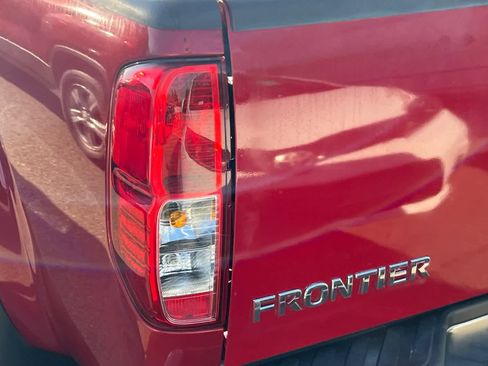 Used 2012 Nissan Frontier S RWD image 20