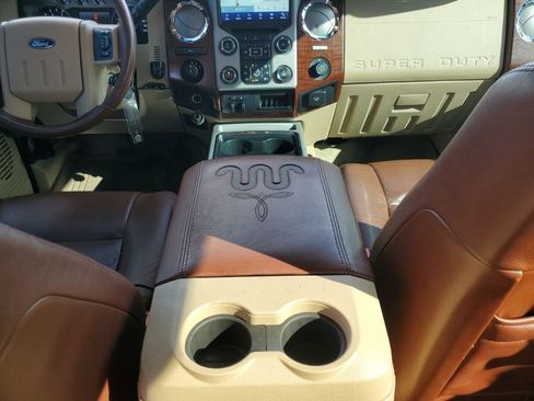 Used 2014 Ford F250 King Ranch w/ King Ranch w/Chrome Package image 20