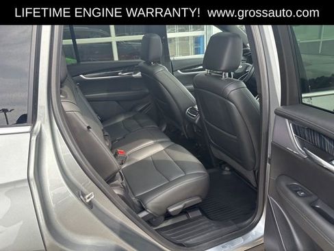 Used 2023 Cadillac XT6 Premium Luxury AWD/4WD image 35