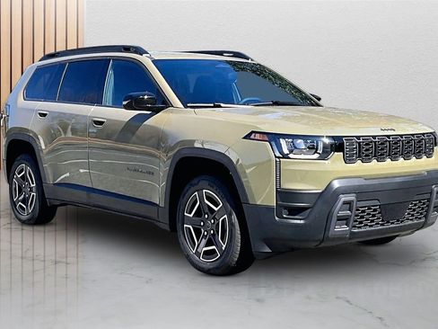 New 2026 Jeep Cherokee Laredo image 2