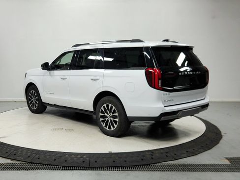 Used 2025 Ford Expedition Platinum AWD/4WD image 6