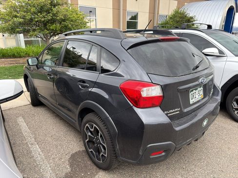 Used 2015 Subaru Crosstrek 2.0i Premium AWD/4WD image 5