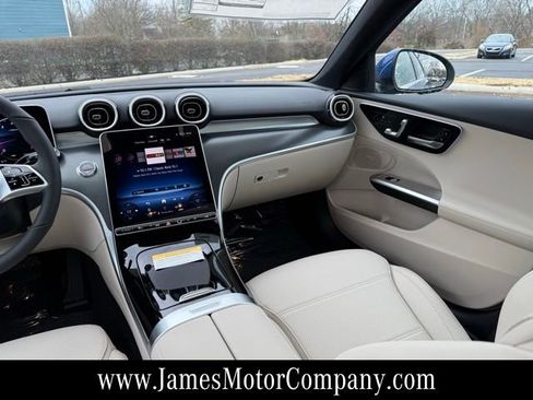 New 2026 Mercedes-Benz C 300 4MATIC Sedan image 15