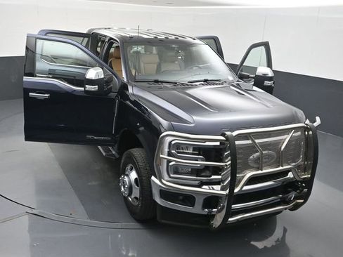 Used 2025 Ford F350 Lariat w/ Chrome Package AWD/4WD image 52