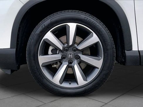 Used 2023 Honda Pilot Elite image 11